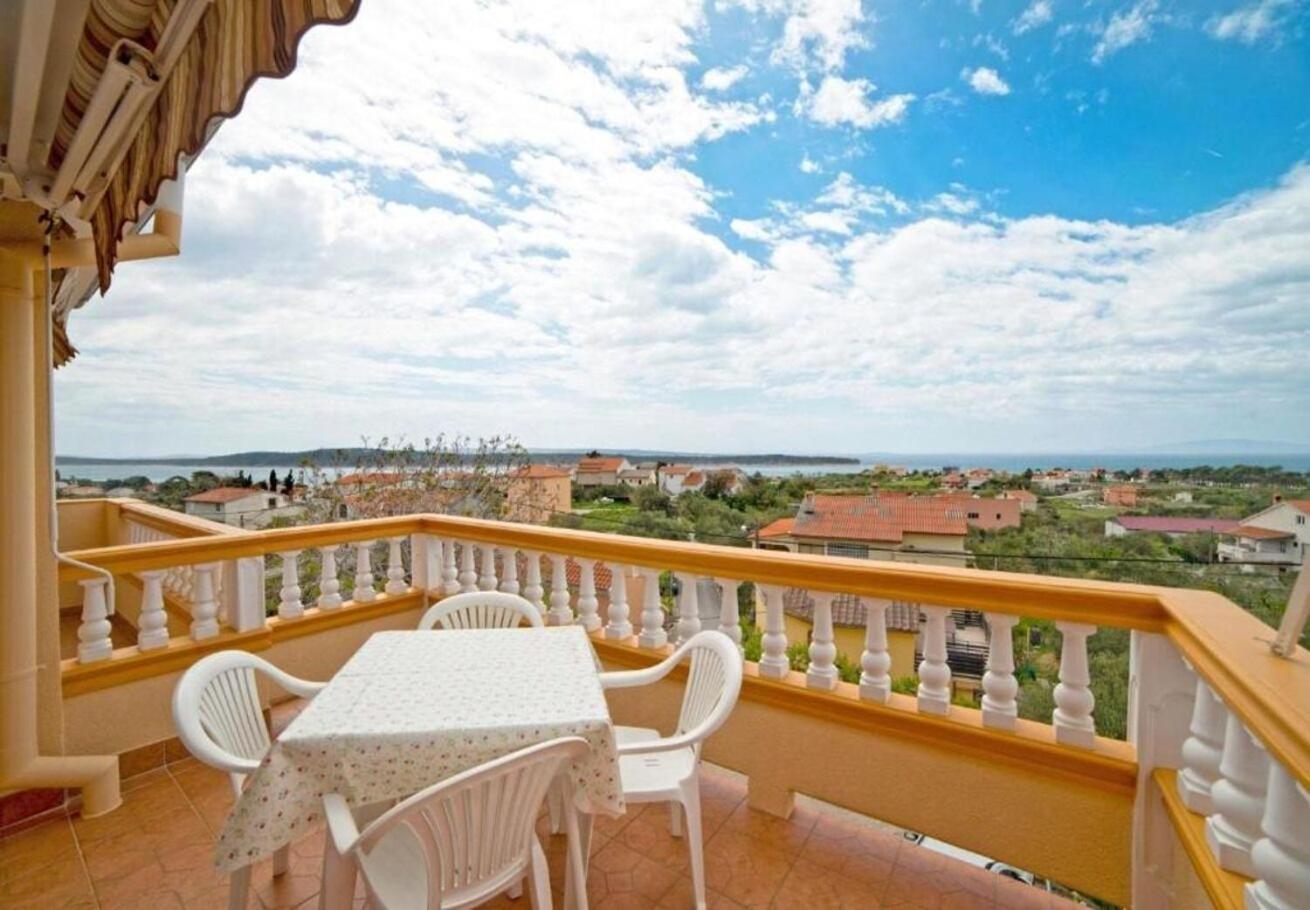 Apartments Dusa Banjol Exterior photo